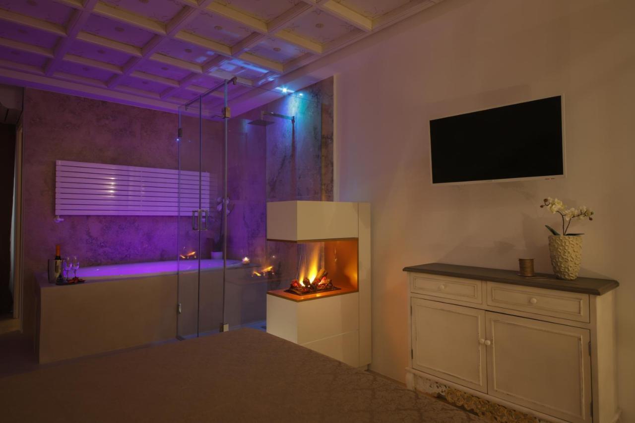 Palazzo Stapane Home Suite 9 - Luxury Living Monopoli Ngoại thất bức ảnh